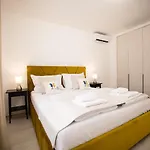 1oak Semesterbostad