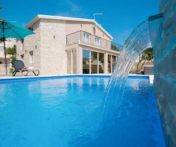 1oak Tatil Evi *
