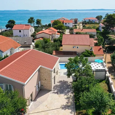 Dom wakacyjny 1oak Vir